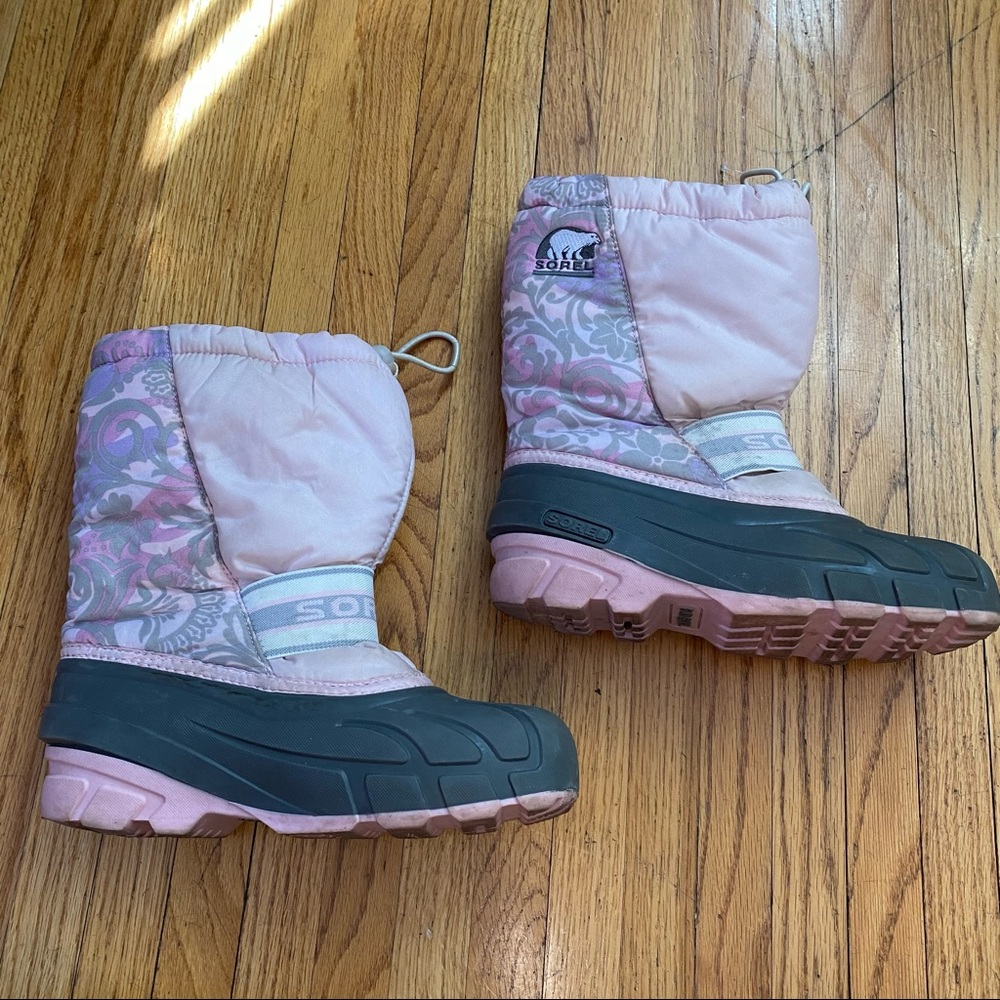 Kids Girls SOREL size 4 Pink Snow Boots Cub NY1799-636 Insulated Liners Winter